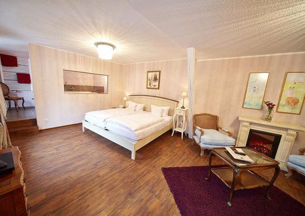 Maerchenhotel Bernkastel-Kues Rum bild
